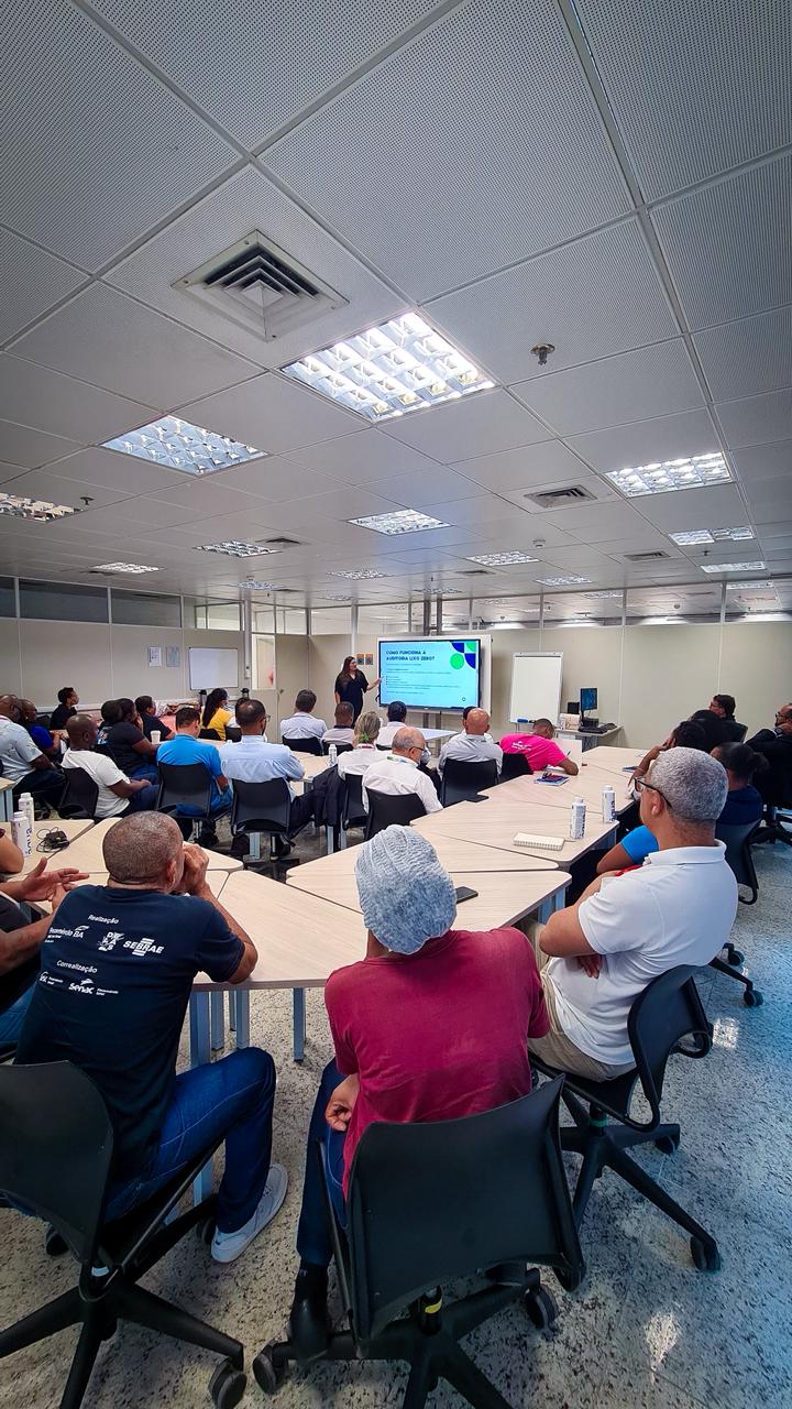 Palestra de educação ambiental para mobilização de equipes